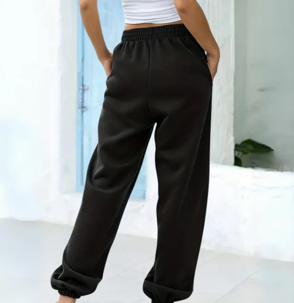 Bequeme Jogginghose aus Baumwollmischung