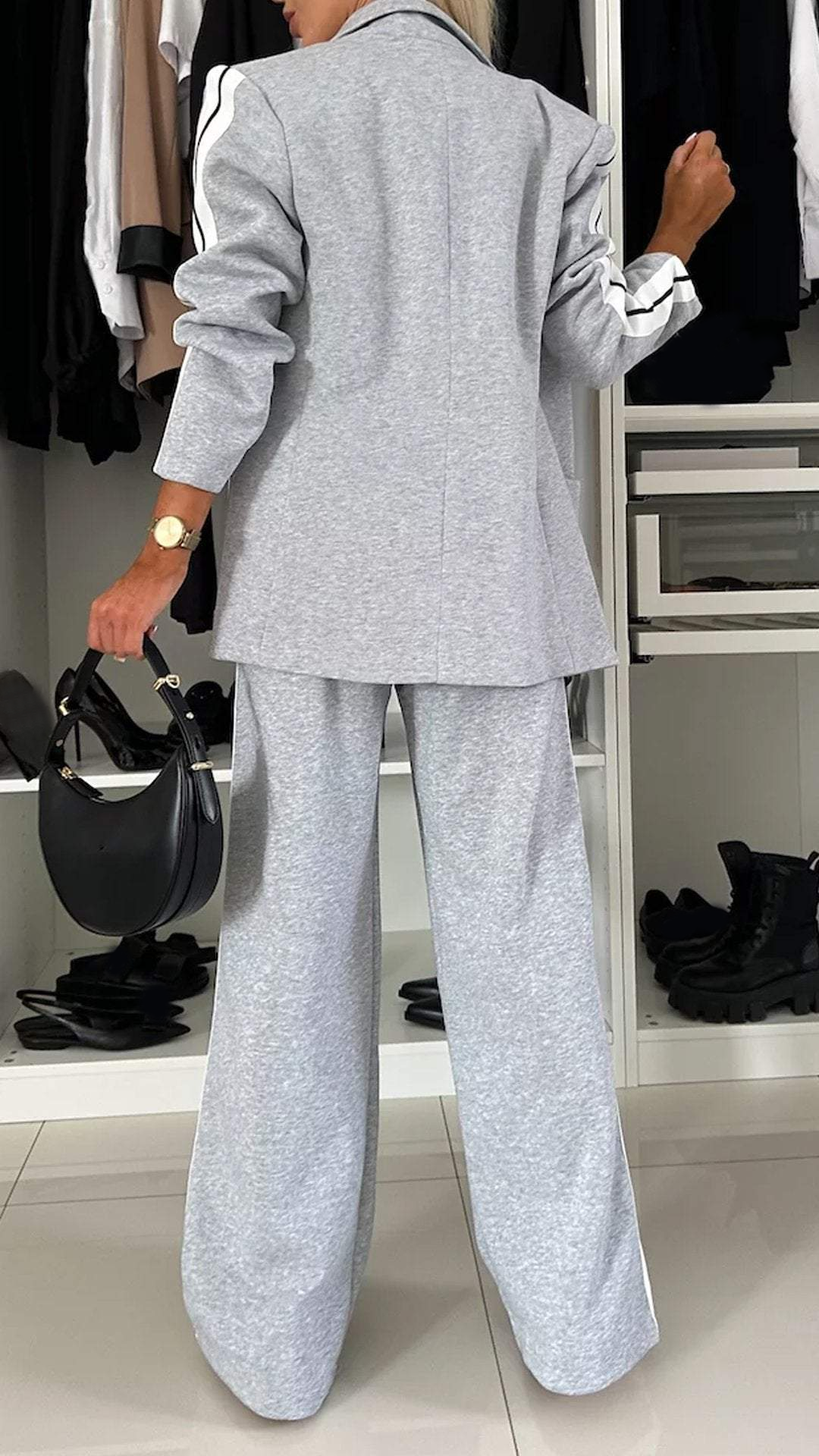 Damen Jogginganzug mit modernem Design 2