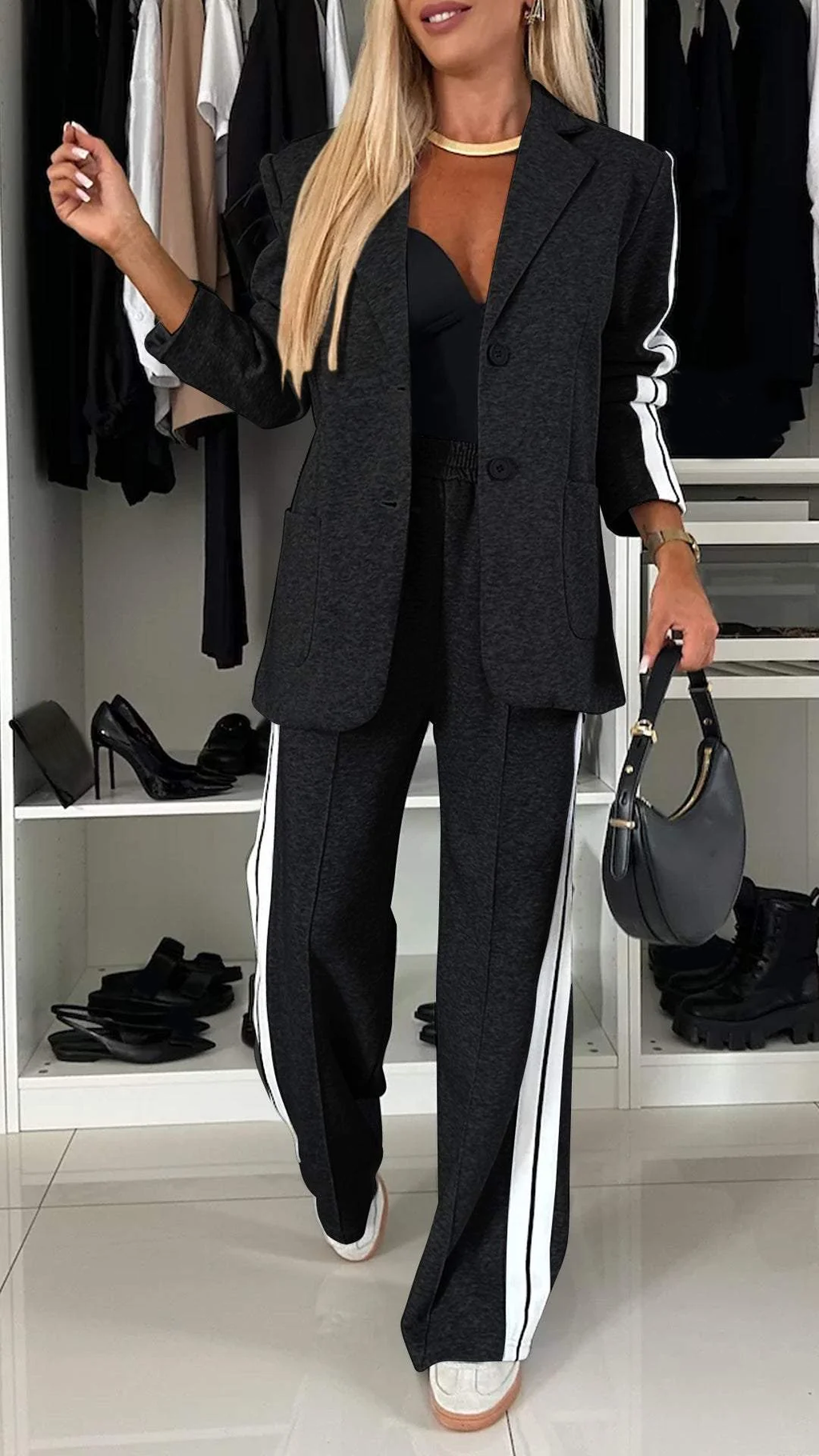 Damen Jogginganzug mit modernem Design 7