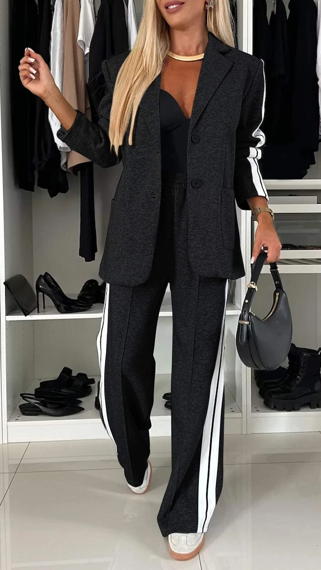 Damen Jogginganzug mit modernem Design 7