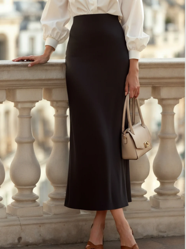 Damen Langer Satinrock mit Minimalistischer Eleganz 2