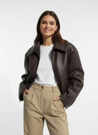Damen Lederjacke mit modernem Design 4