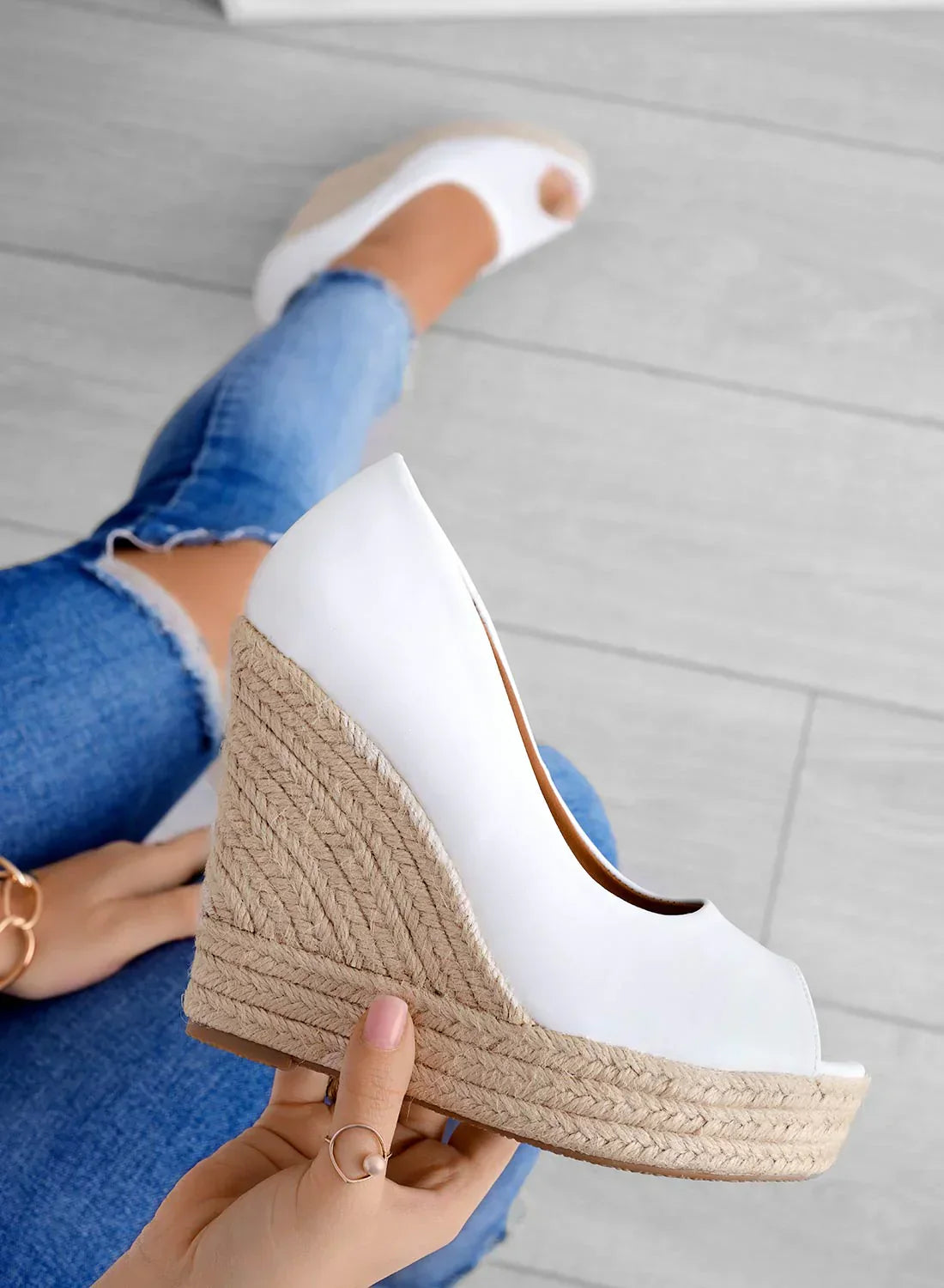 Women's suede sandals with wedge heel
