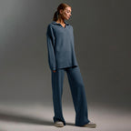 Damen Trainingsanzug im modernen Design 2