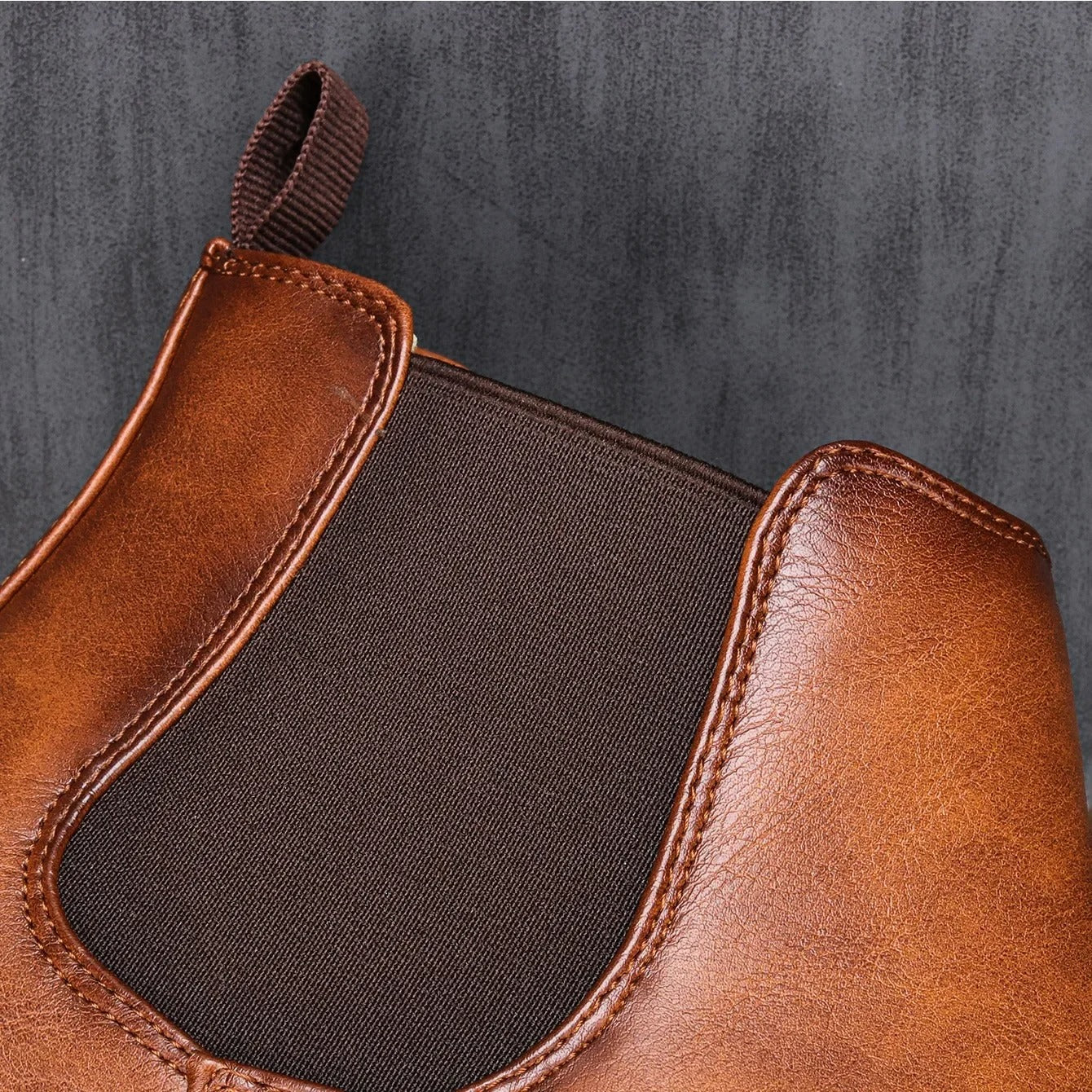 Elegant Chelsea Boots for Men Made of High-Quality Leather