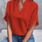 Elegant women's blouse made of cotton blend