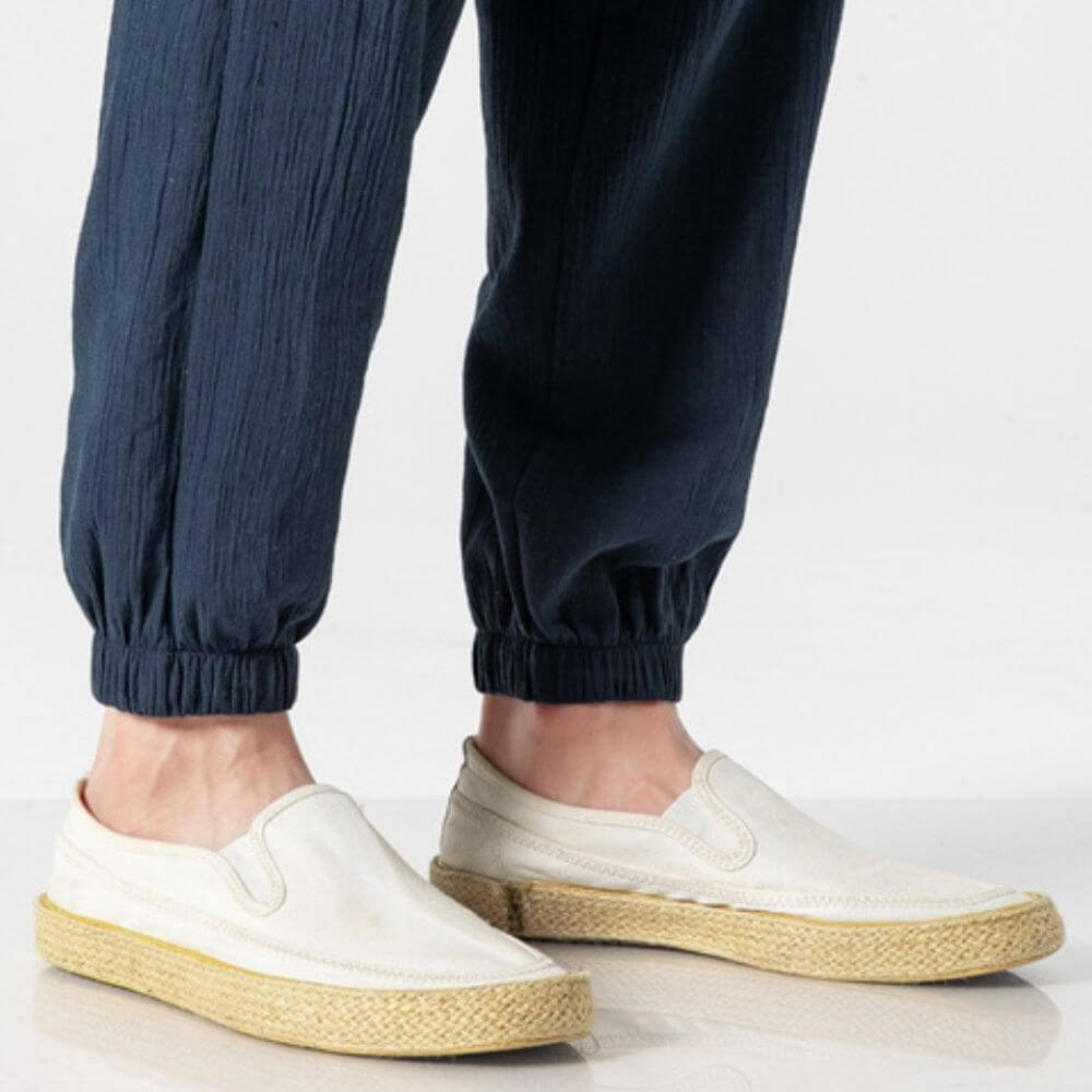 Lightweight Men's Comfort Trousers made of Cotton and Linen