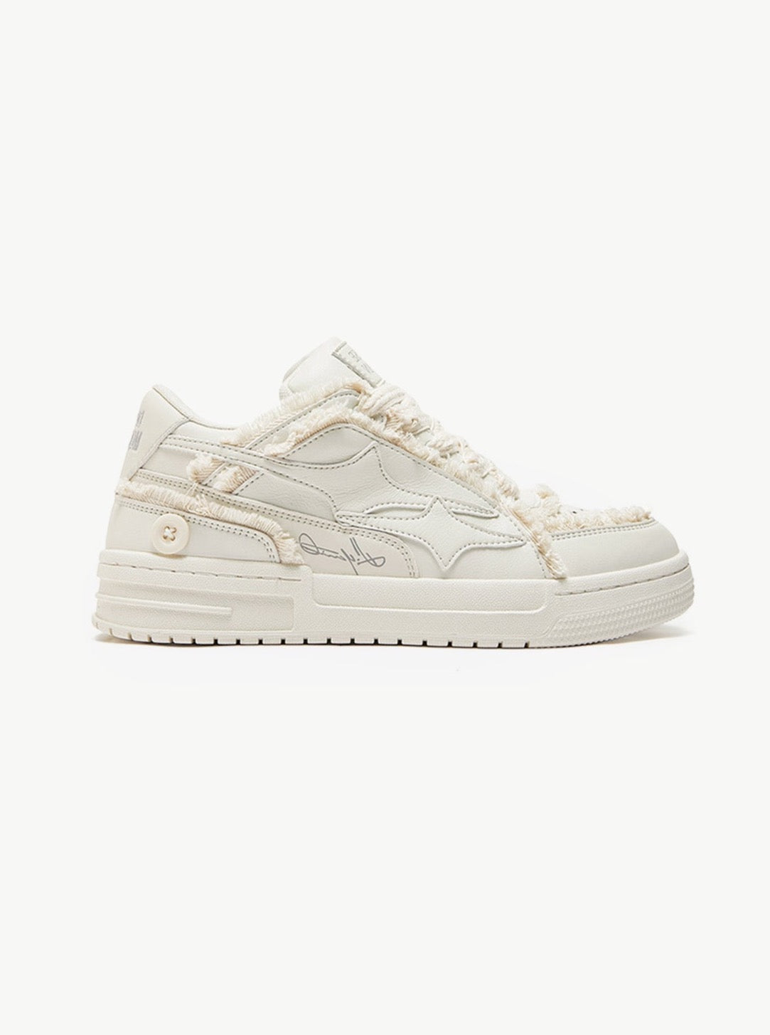 Robust Sneakers for Style and Comfort